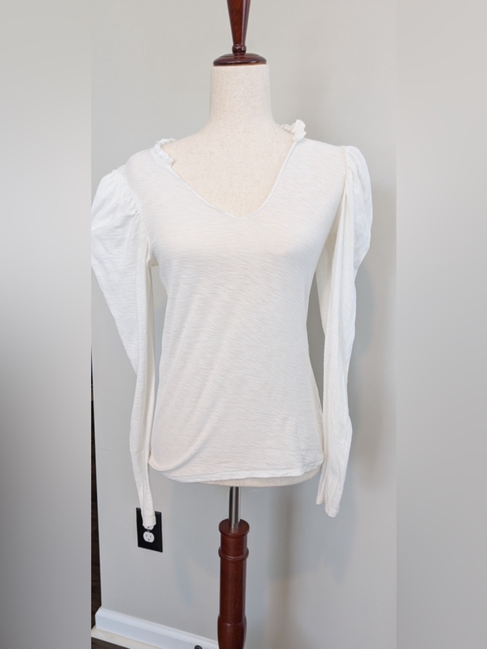 Nation LTD Elizabeth V-Neck Long Puff Sleeve Pima Cotton Top White Size Small